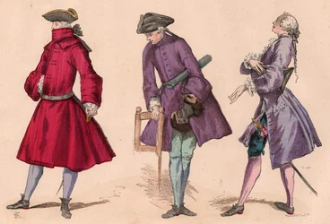 Tres hombres con trajes del siglo XVIII con levitas y sombreros de tres picos, incluyendo un vestido burgués y un vestido de ceremonia